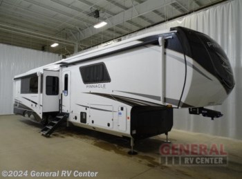 New 2024 Jayco Pinnacle 38FBRK available in Brownstown Township, Michigan