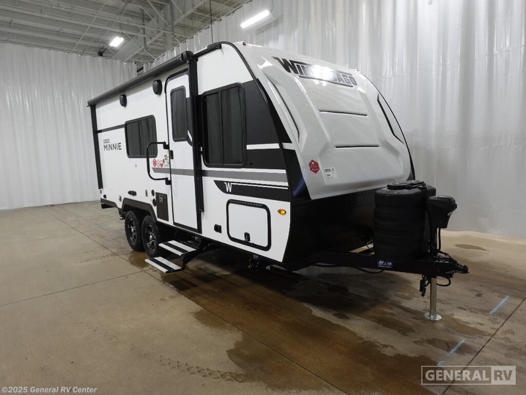 New 2025 Winnebago Micro Minnie 2100BH available in Brownstown Township, Michigan
