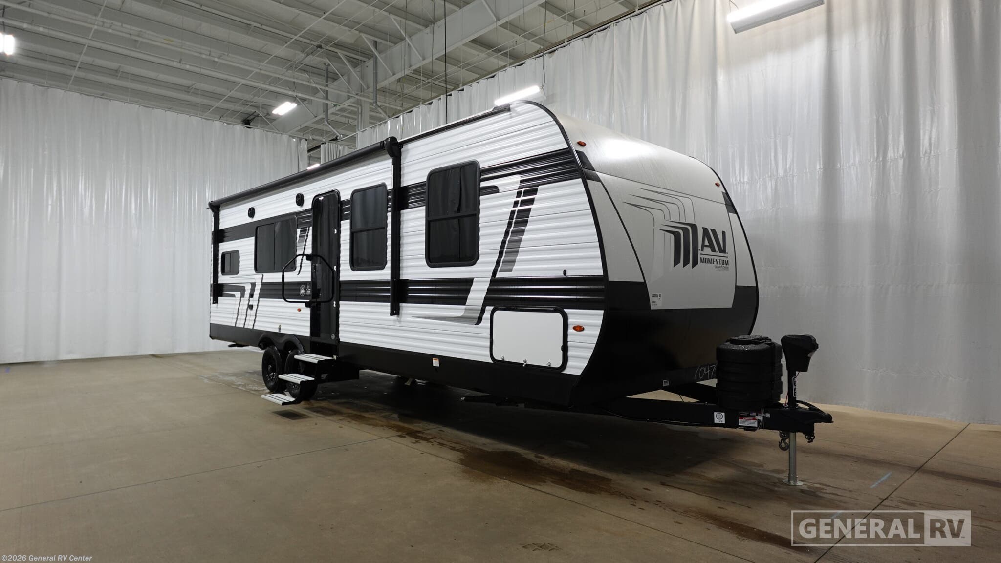 New 2026 Grand Design Momentum 27MAV available in Brownstown Township, Michigan