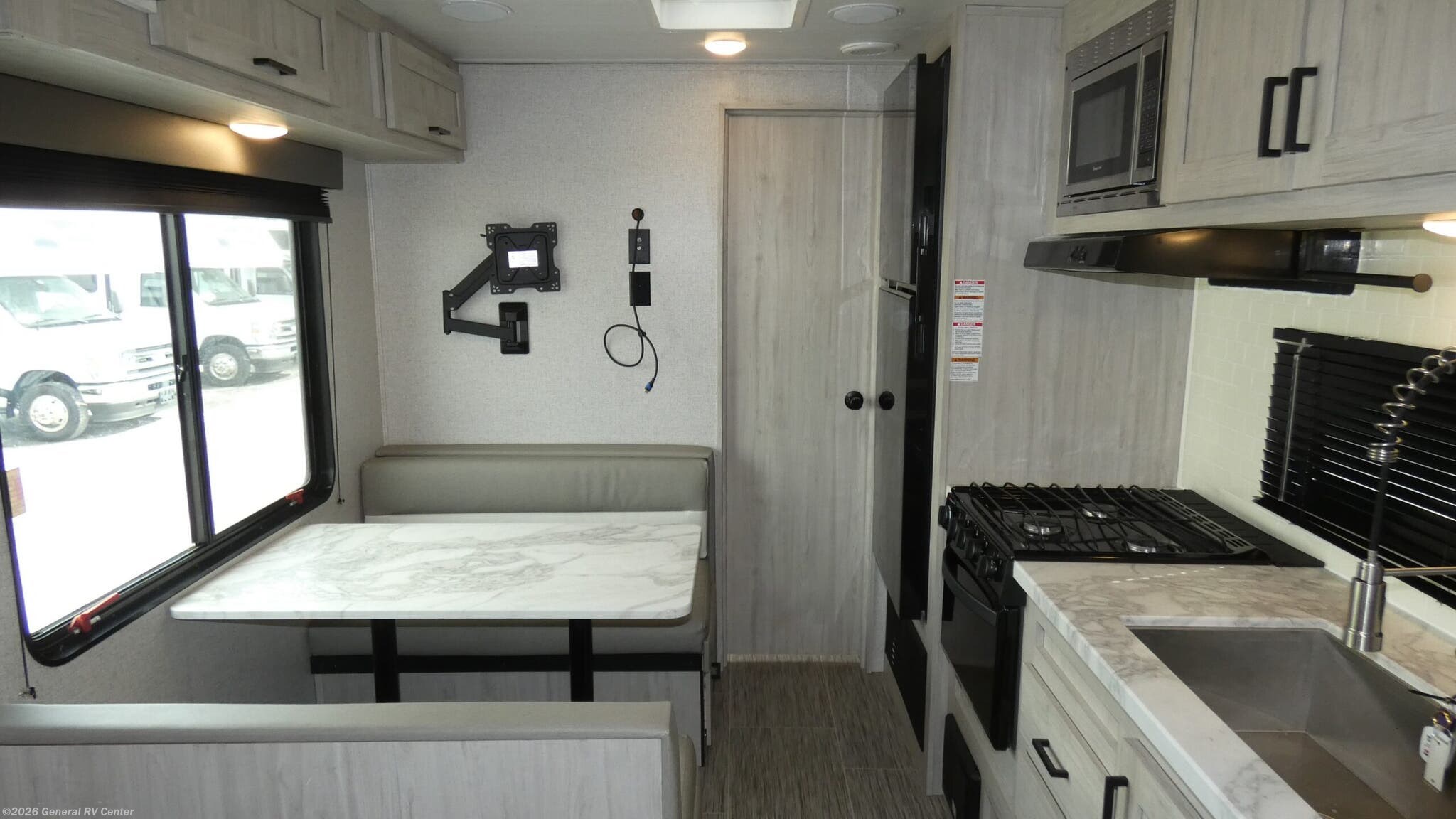 Used 2023 East to West Silver Lake 25KRB available in Brownstown Township, Michigan