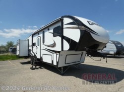 Used 2018 Prime Time Crusader Lite 30BH available in Mount Clemens, Michigan