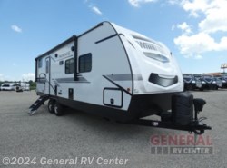 Used 2022 Winnebago Minnie 2301BHS available in Mount Clemens, Michigan