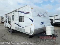 Used 2011 Jayco Jay Flight 26BH available in Mount Clemens, Michigan