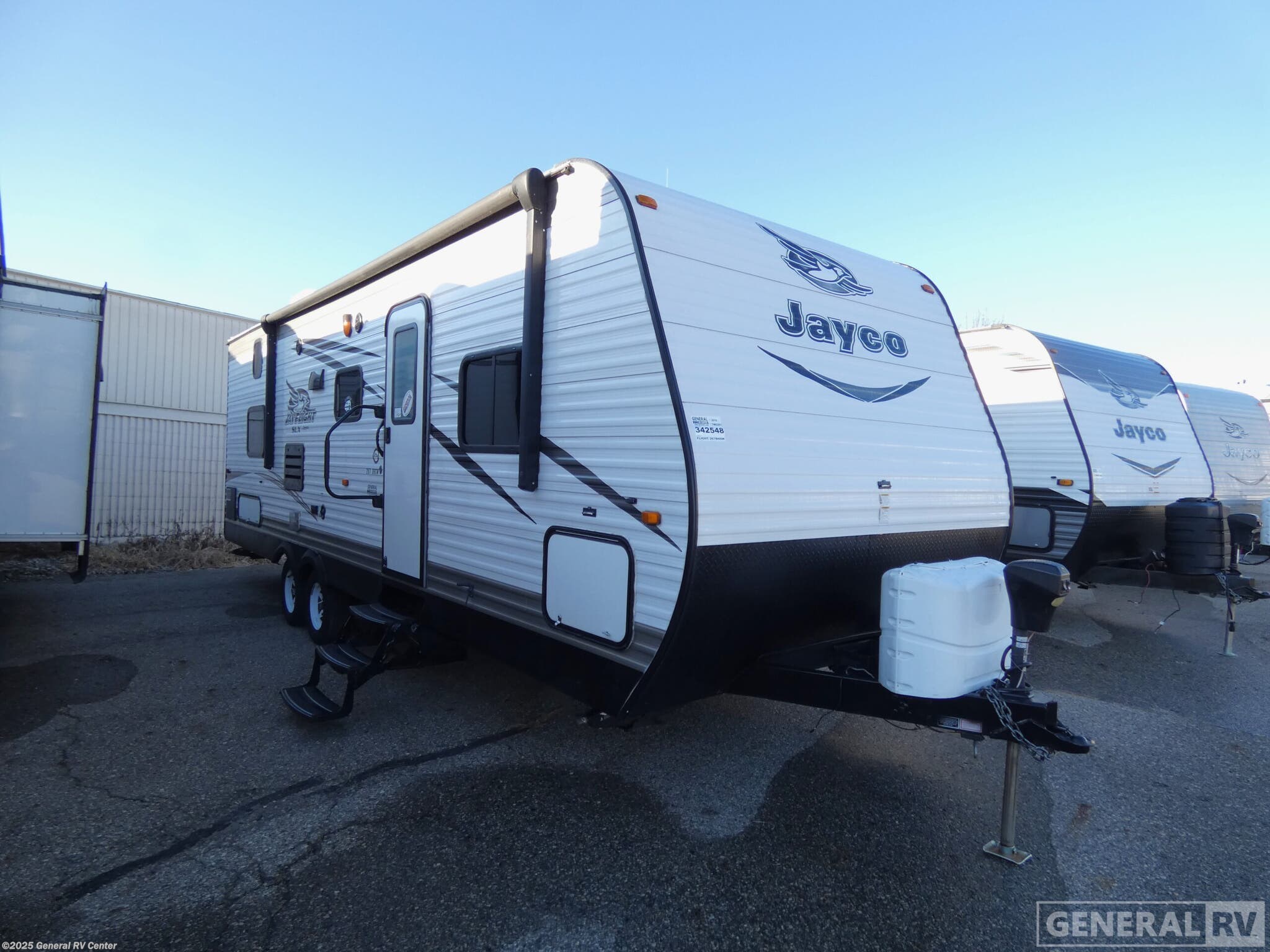 Used 2016 Jayco Flight SLX 267BHSW available in Mount Clemens, Michigan
