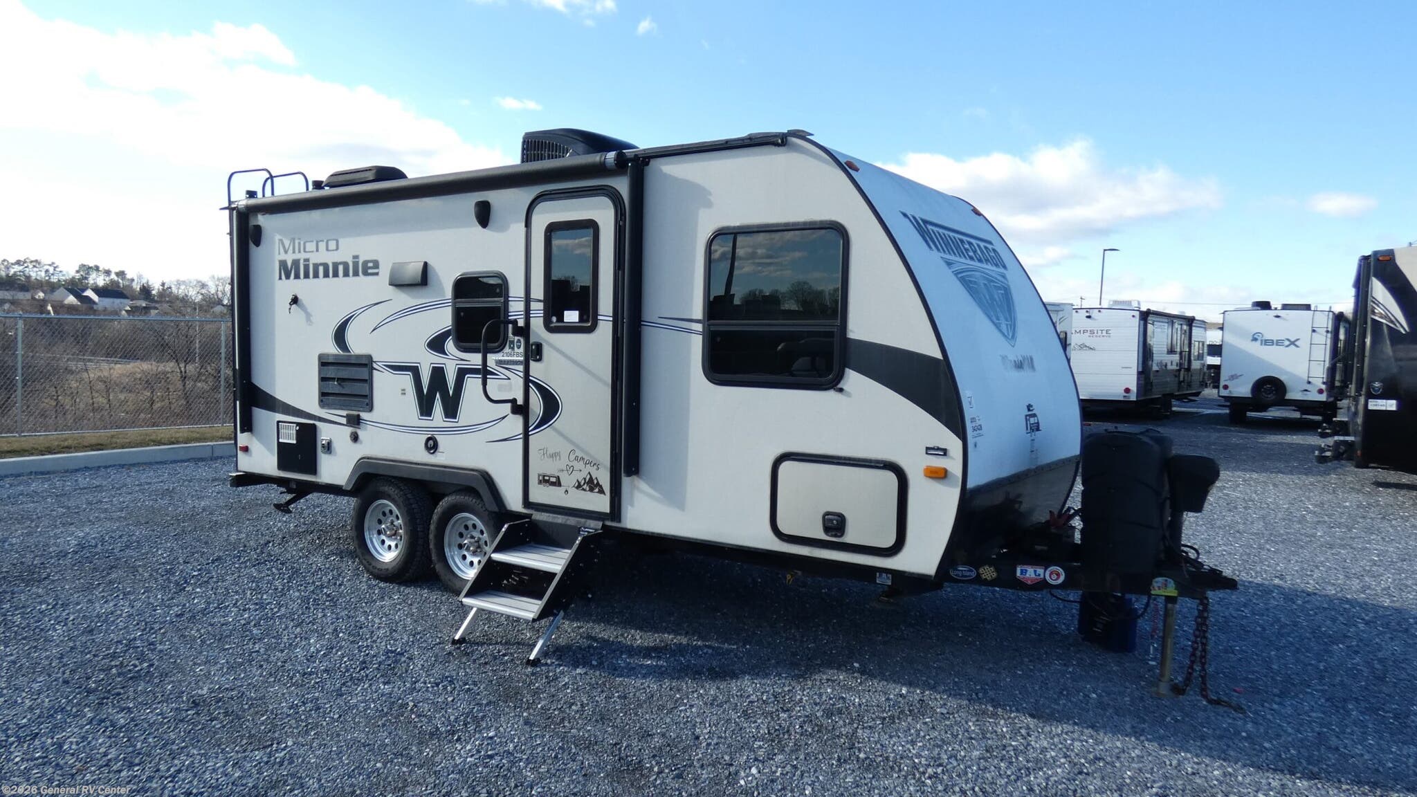 Used 2019 Winnebago Micro Minnie 2106FBS available in Mount Clemens, Michigan