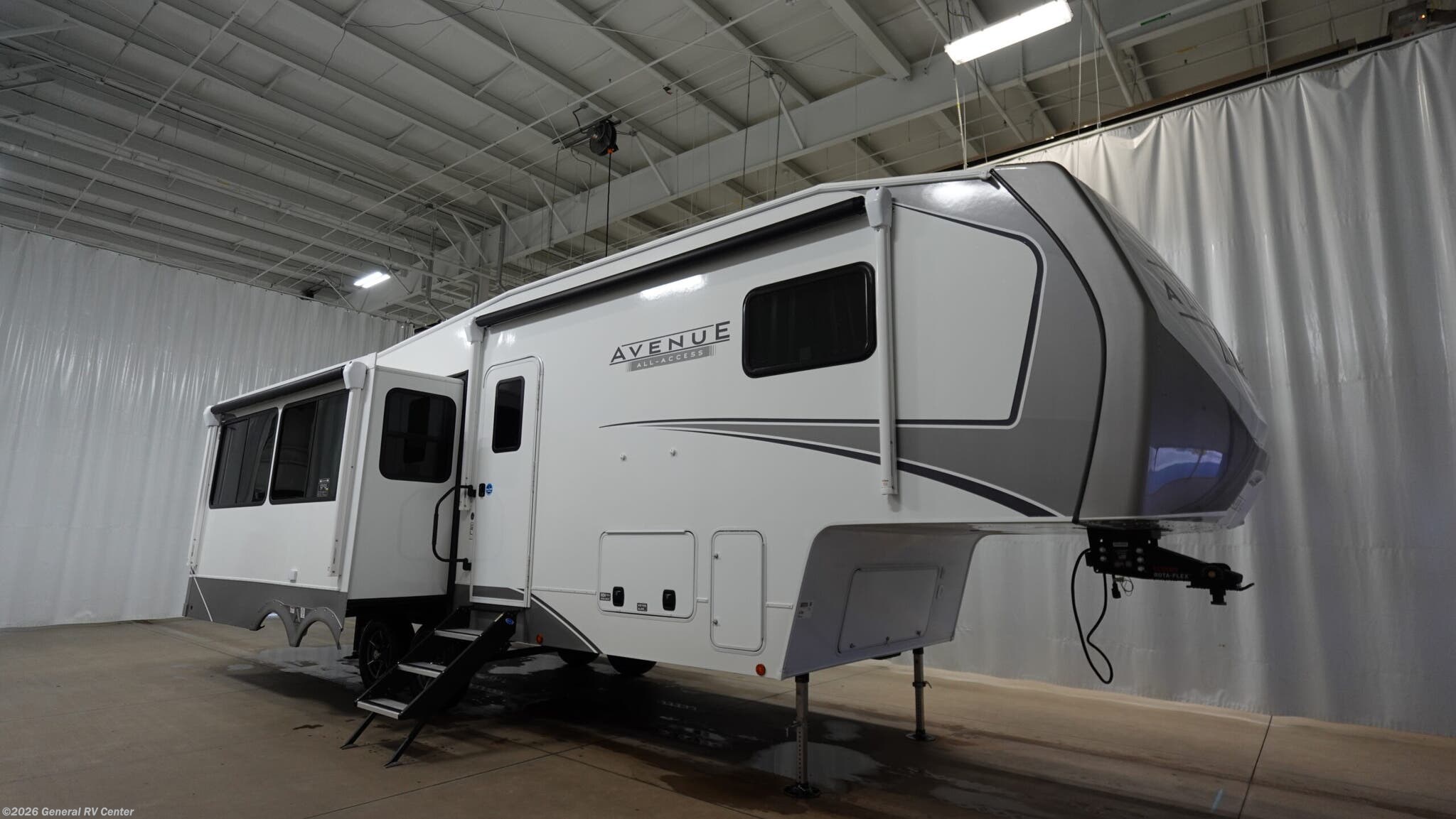 New 2026 Alliance RV Avenue 29RL available in Mount Clemens, Michigan