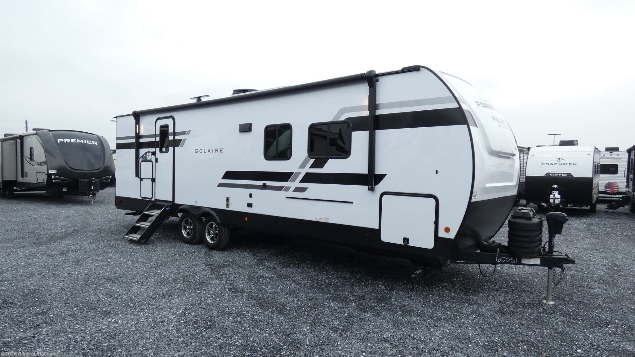 Used 2025 Palomino Solaire 2580RBSS available in Mount Clemens, Michigan