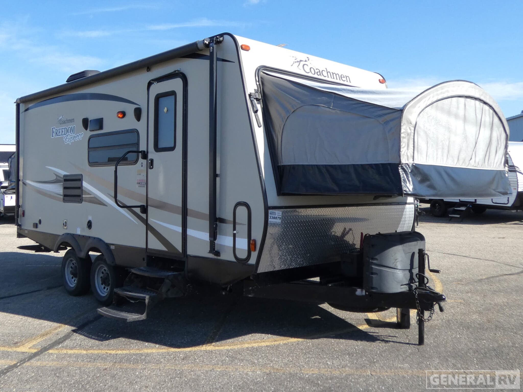 Used 2017 Coachmen Freedom Express 22DSX available in Mount Clemens, Michigan