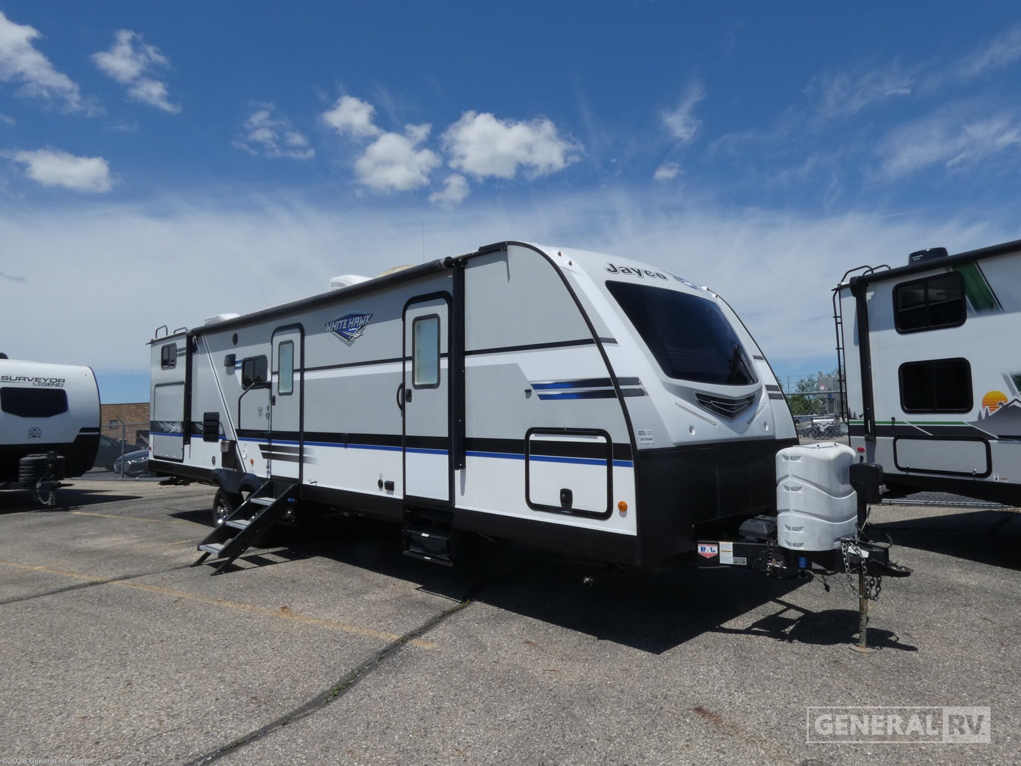 Used 2018 Jayco White Hawk 31BH available in Mount Clemens, Michigan