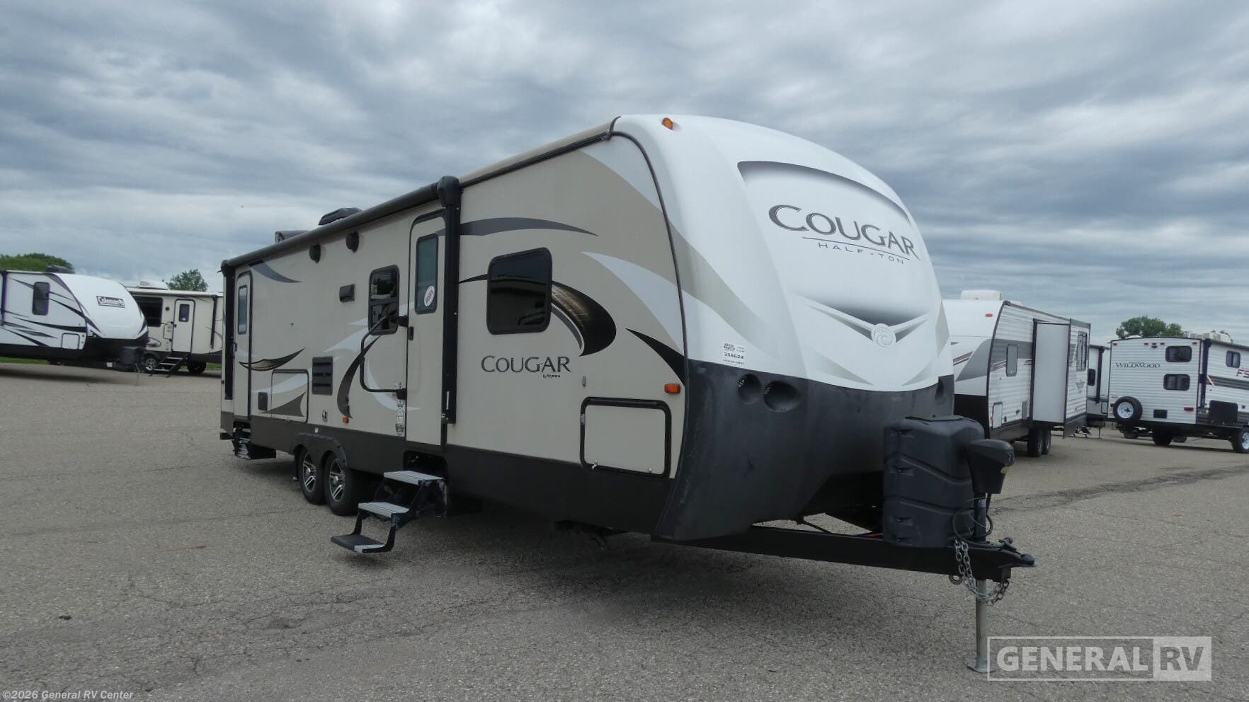 Used 2018 Keystone Cougar Half Ton 29BHS available in Mount Clemens, Michigan