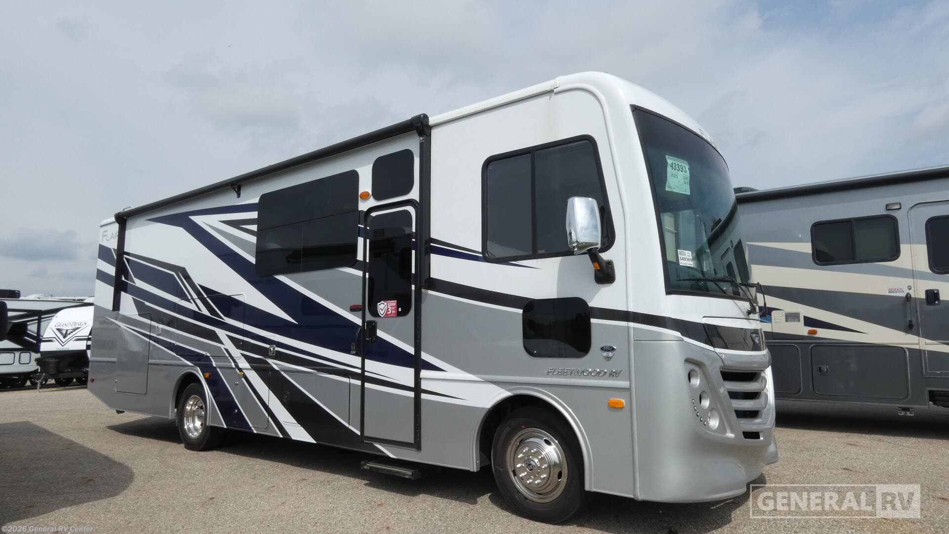 New 2026 Fleetwood Flair 29M available in Mount Clemens, Michigan