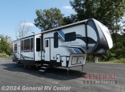 Used 2022 Keystone Carbon 348 available in Elizabethtown, Pennsylvania