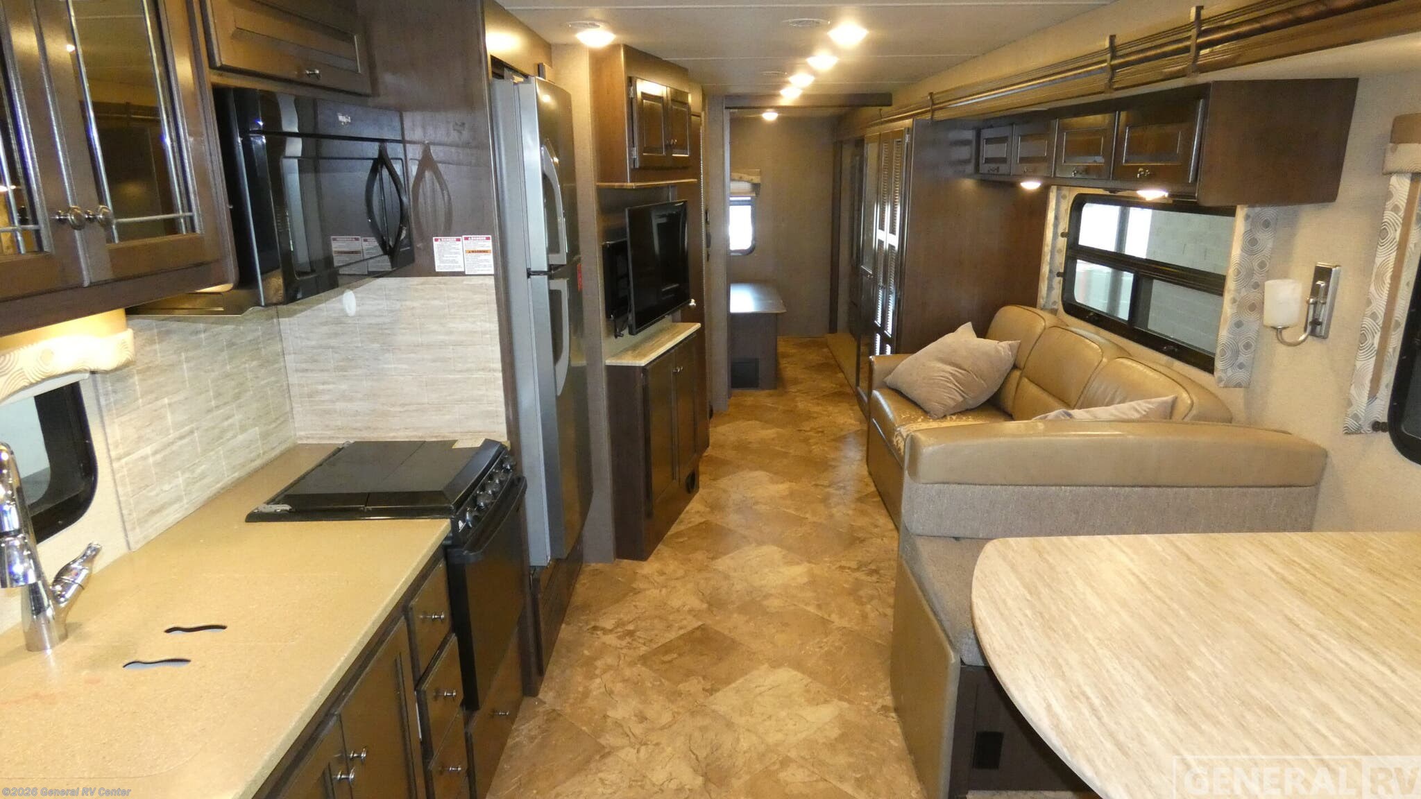 Used 2017 Thor Motor Coach Windsport 34F available in Elizabethtown, Pennsylvania