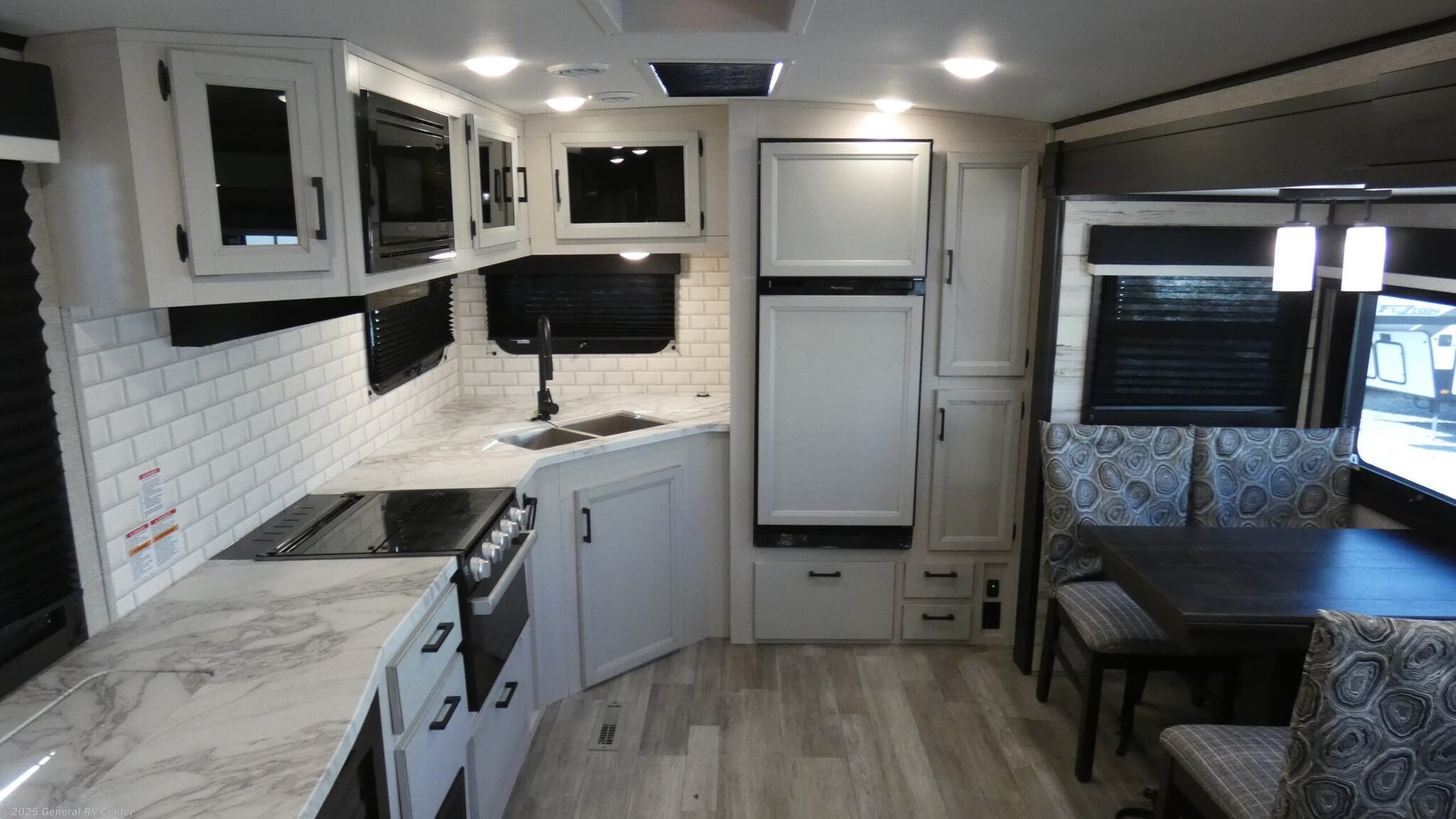 Used 2022 Jayco White Hawk 27RK available in Elizabethtown, Pennsylvania