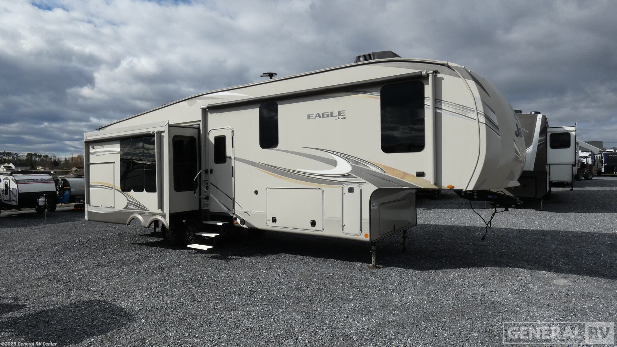 Used 2019 Jayco Eagle 317RLOK available in Elizabethtown, Pennsylvania