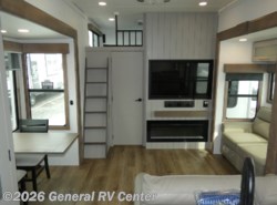 Used 2025 Alliance RV Paradigm 395DS available in Elizabethtown, Pennsylvania