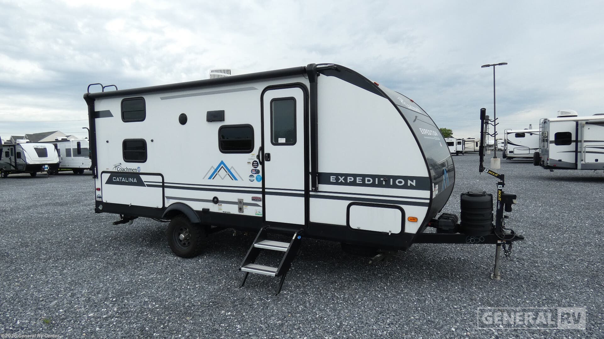 Used 2024 Coachmen Catalina Expedition 192BHS available in Elizabethtown, Pennsylvania