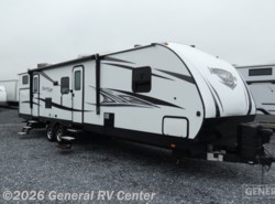 Used 2019 Highland Ridge Mesa Ridge Lite 3310BH available in Elizabethtown, Pennsylvania