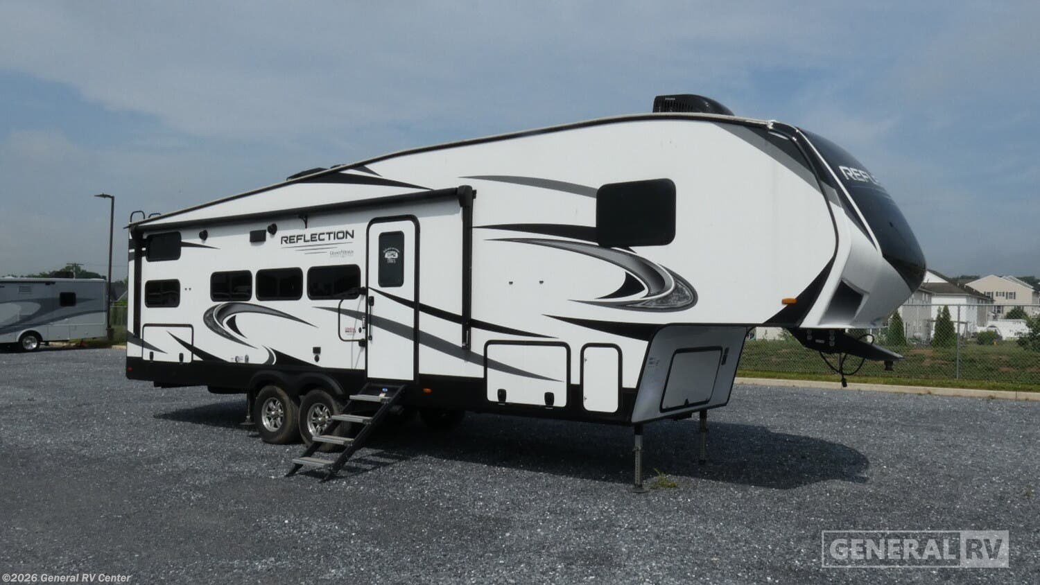 Used 2021 Grand Design Reflection 28bh available in Elizabethtown, Pennsylvania