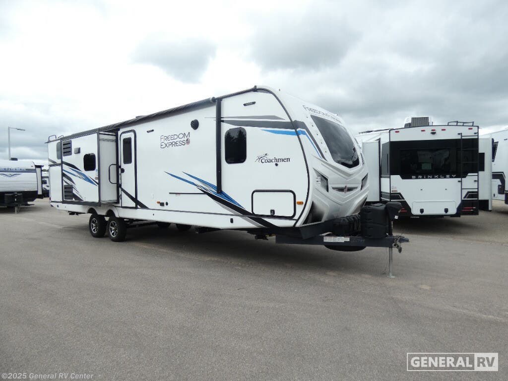 Used 2022 Coachmen Freedom Express Liberty Edition 320BHDSLE available in Wayland, Michigan