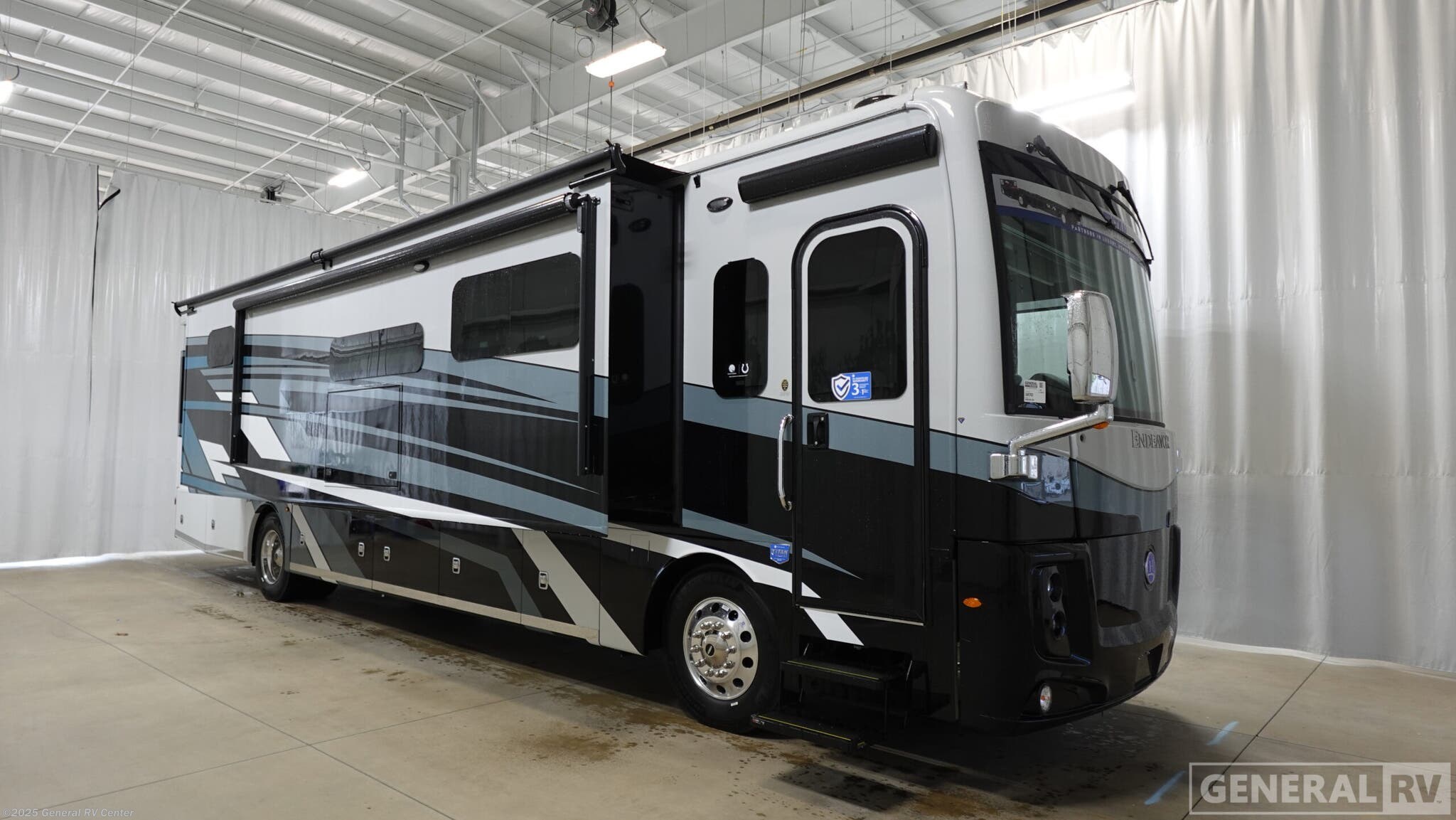 New 2026 Holiday Rambler Endeavor 38W available in Wayland, Michigan