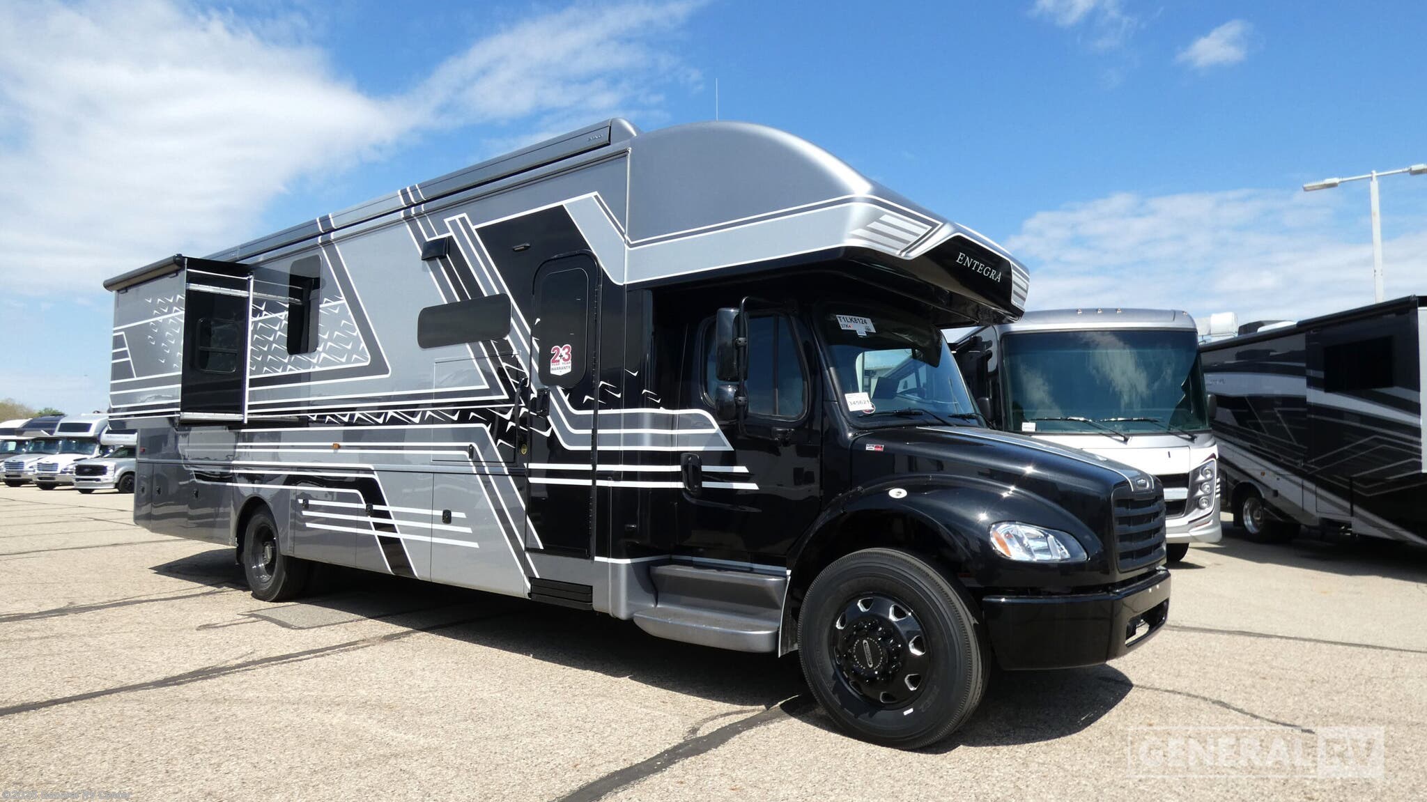 New 2026 Entegra Coach Accolade XL 37K available in Wayland, Michigan