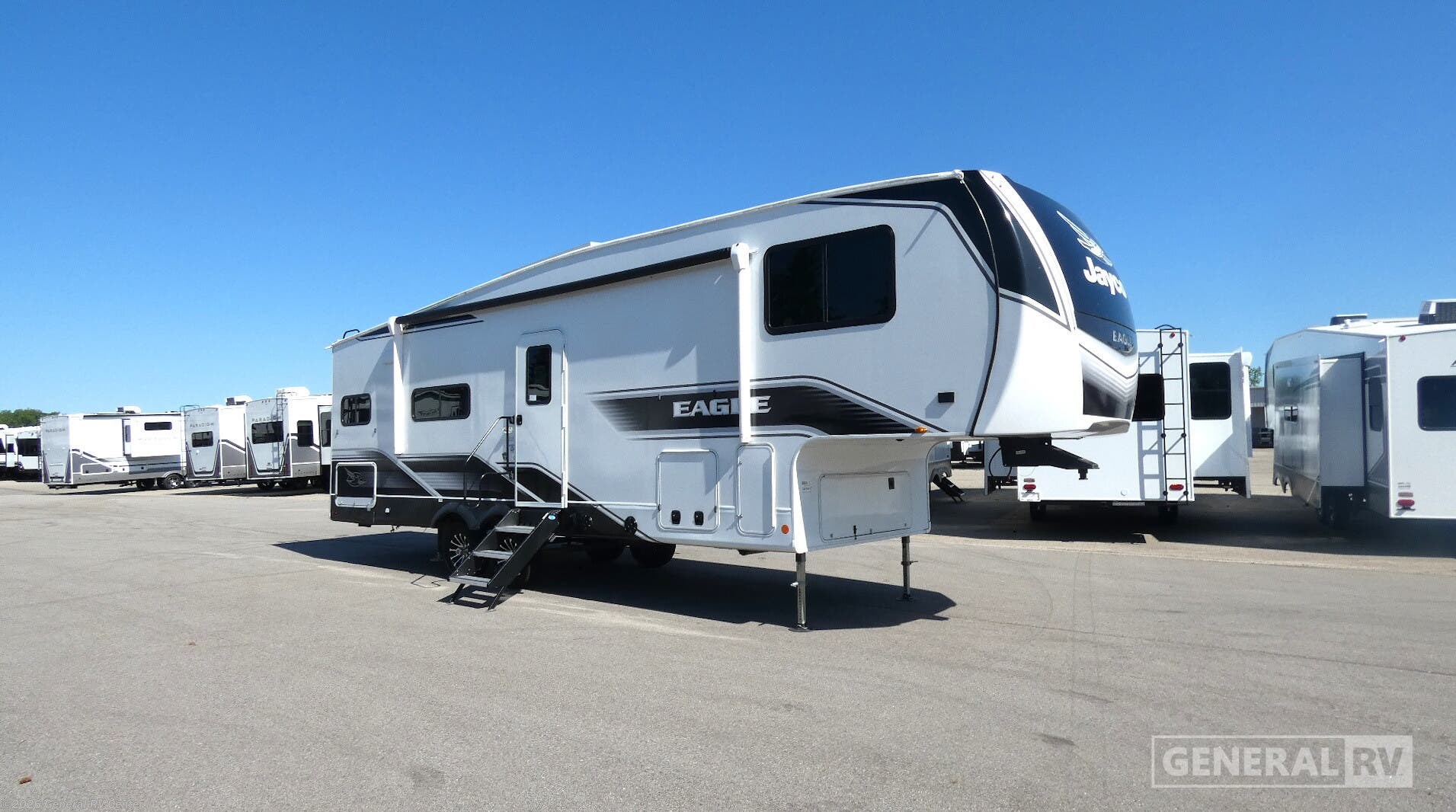 Used 2025 Jayco Eagle SLE 27MLC available in Wayland, Michigan