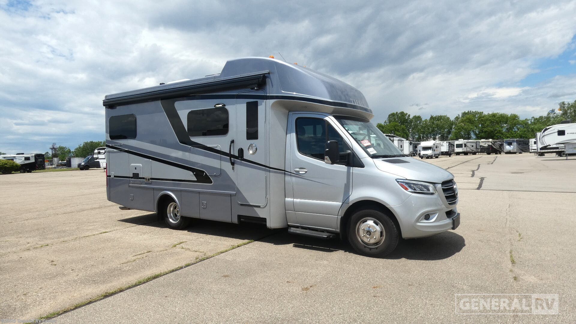 Used 2024 Tiffin Wayfarer 25LW available in Wayland, Michigan