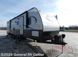 Used 2017 CrossRoads Zinger Z1 Series ZR328SB available in Wixom, Michigan