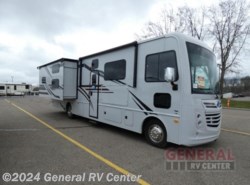 New 2024 Holiday Rambler Admiral 33B6 available in Wixom, Michigan