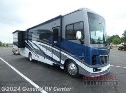 New 2025 Holiday Rambler Vacationer 33C available in Wixom, Michigan