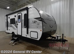 New 2025 Jayco Jay Flight SLX 175FQ available in Wixom, Michigan