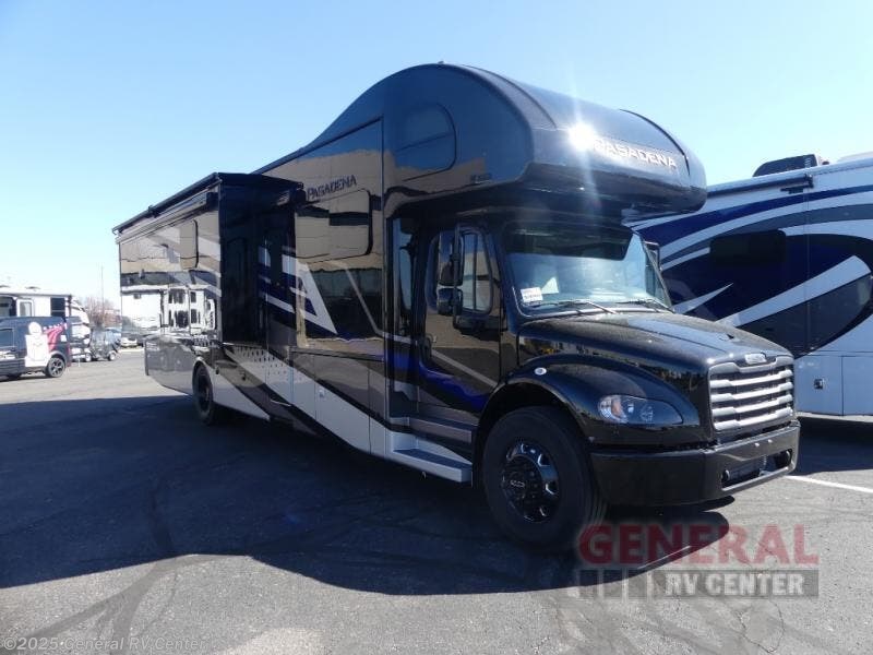 New 2026 Thor Motor Coach Pasadena 38FX available in Wixom, Michigan