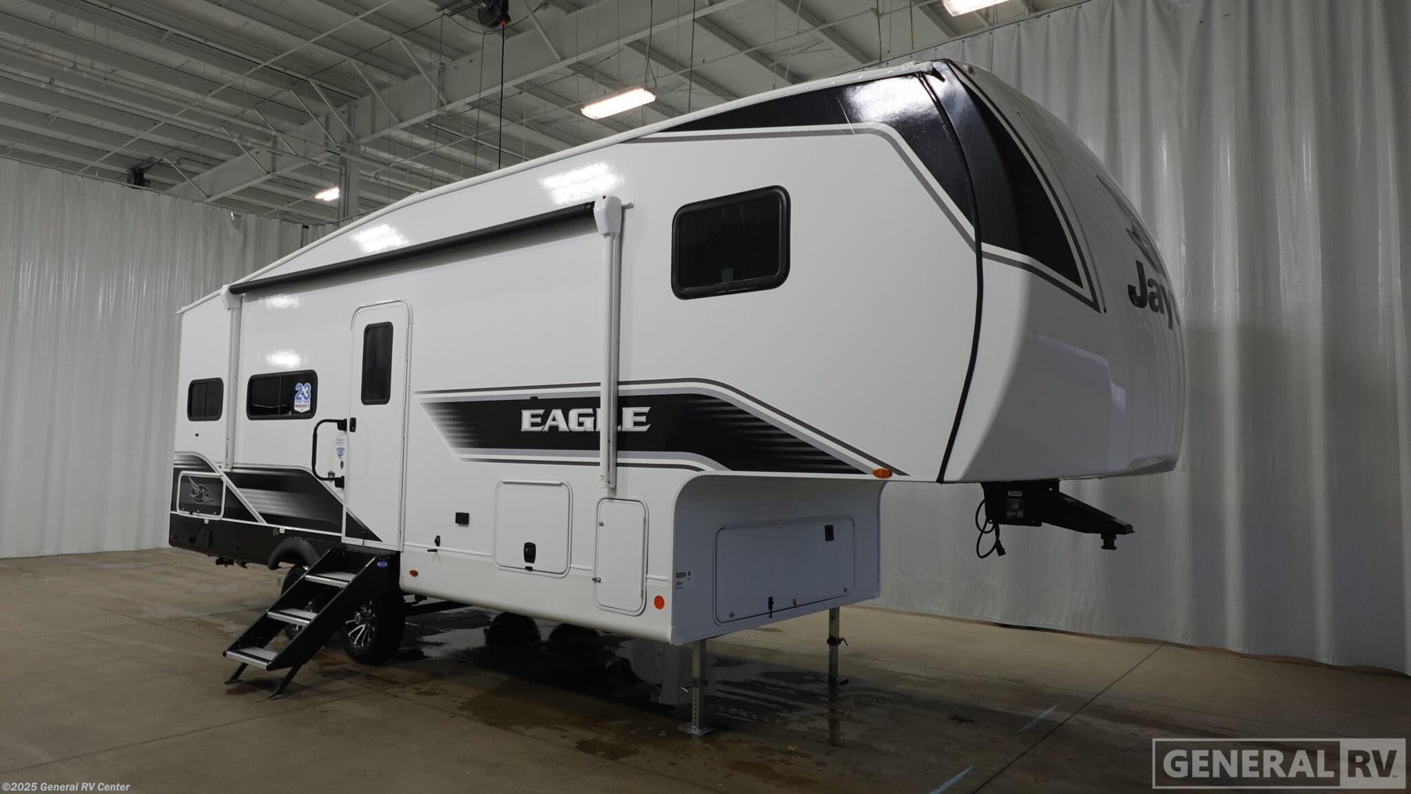 New 2026 Jayco Eagle SLE 24MLE available in Wixom, Michigan