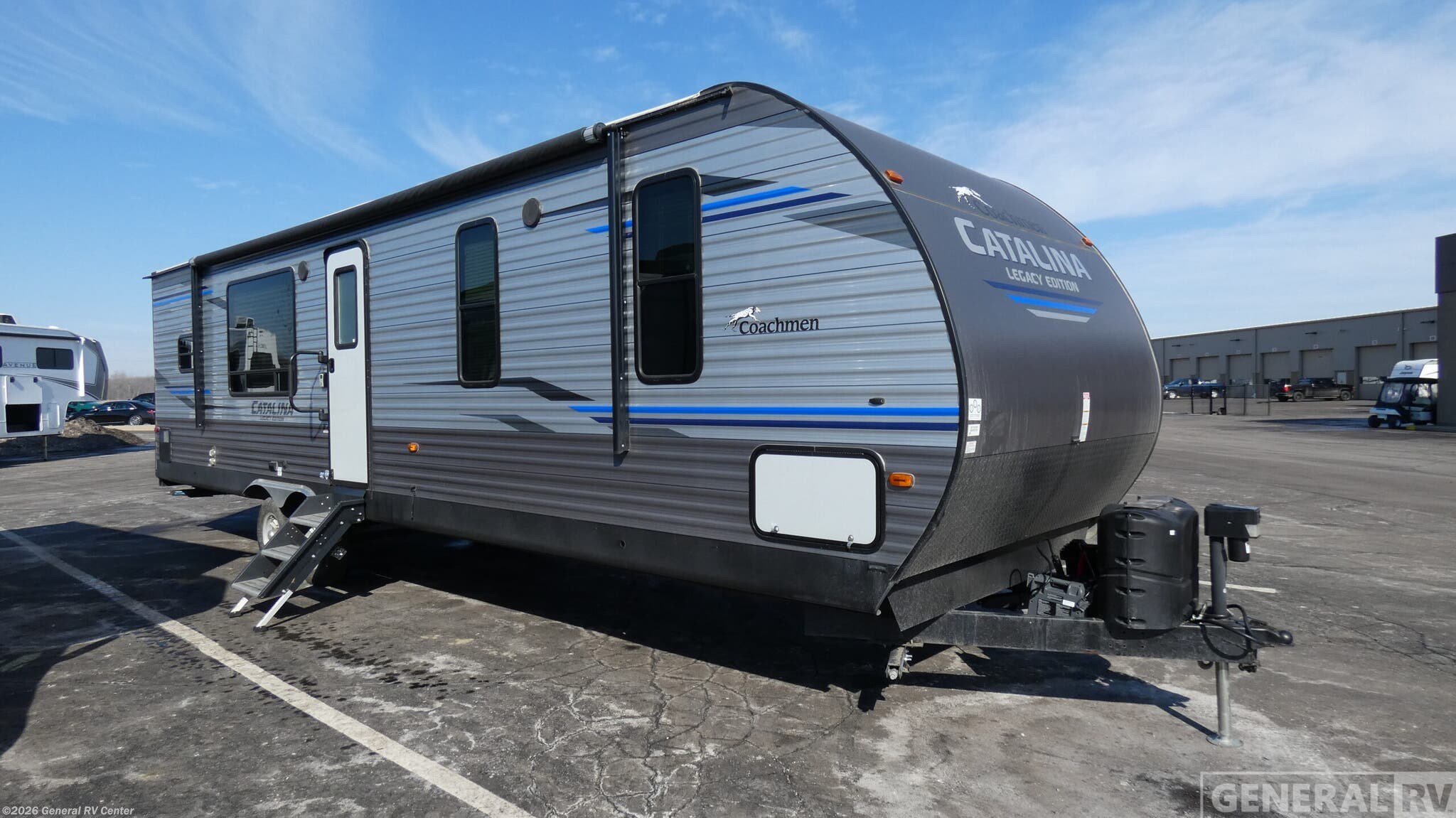 Used 2020 Coachmen Catalina LEGACY 303RKDS available in Wixom, Michigan
