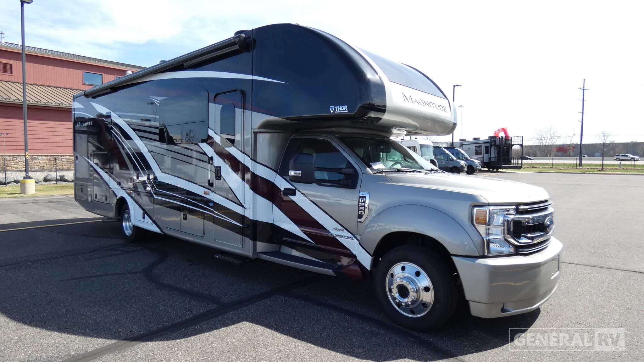 Used 2022 Thor Motor Coach Magnitude SV34-4WD available in Wixom, Michigan