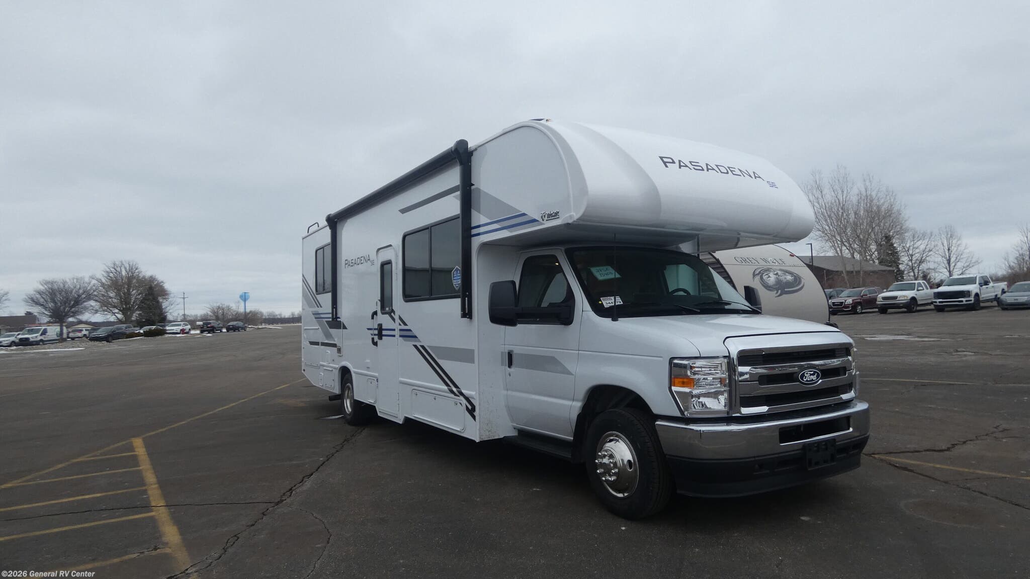 New 2026 Thor Motor Coach Pasadena SE28 available in Wixom, Michigan