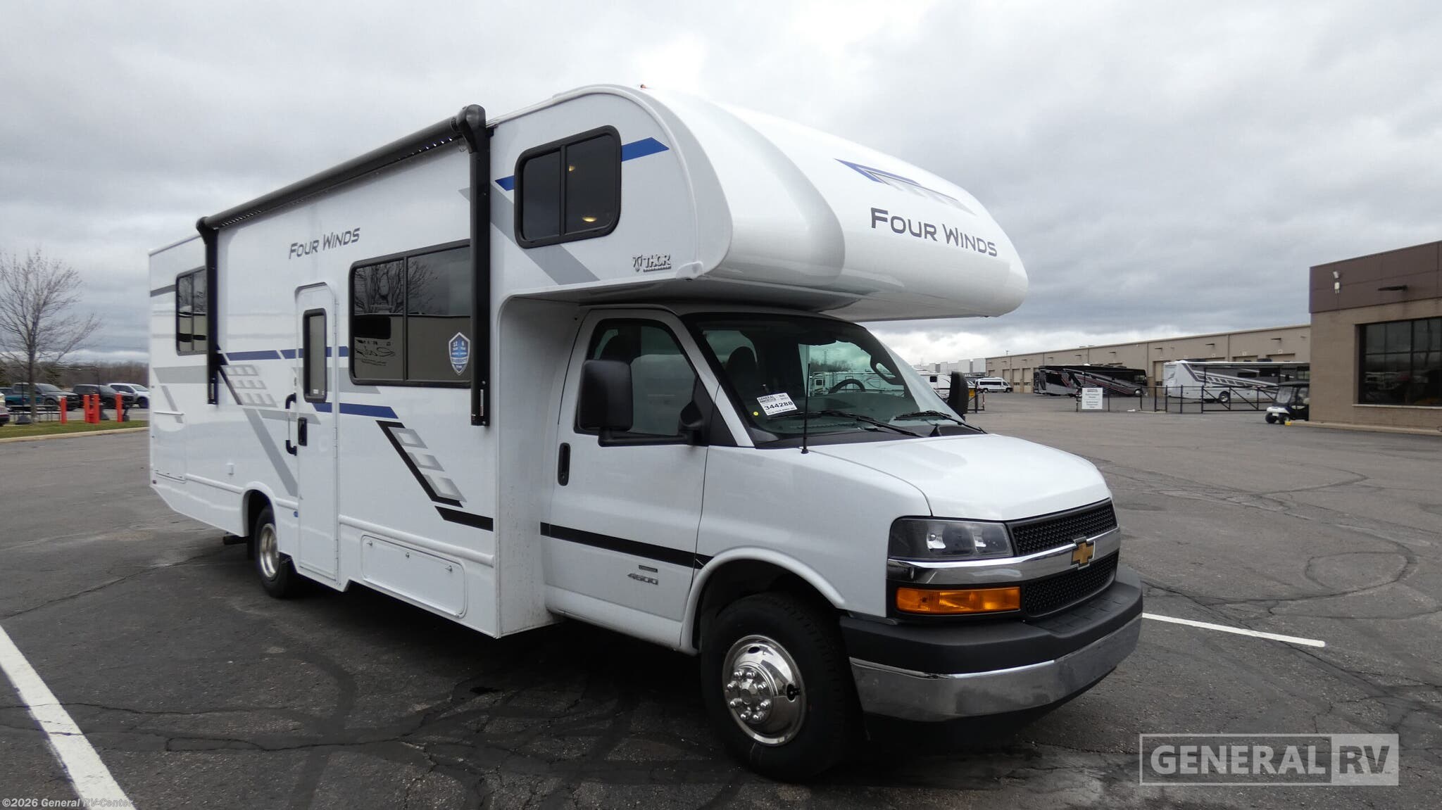 New 2026 Thor Motor Coach Four Winds 28G Chevy available in Wixom, Michigan