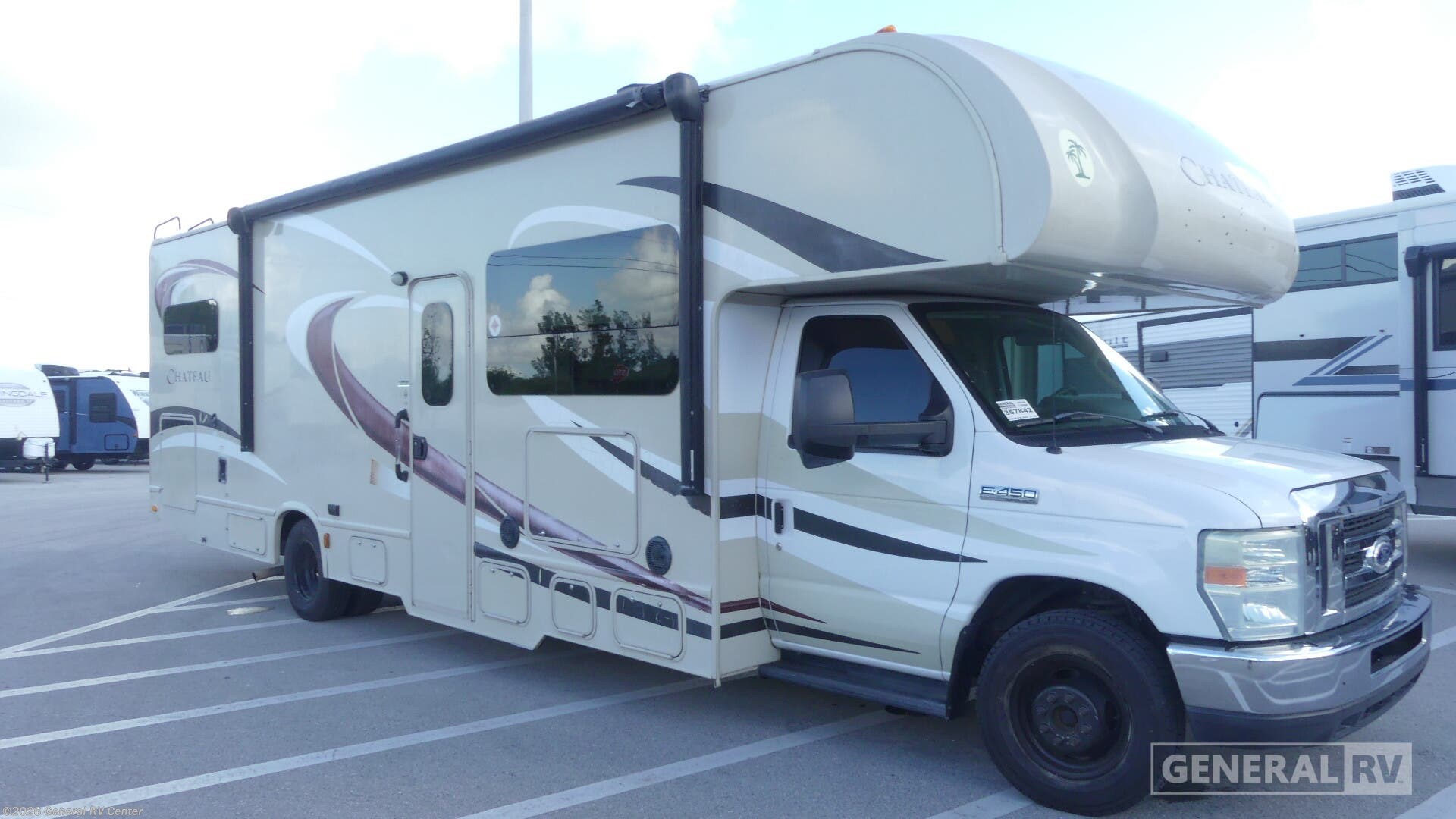 Used 2016 Thor Motor Coach Chateau 31W available in Wixom, Michigan