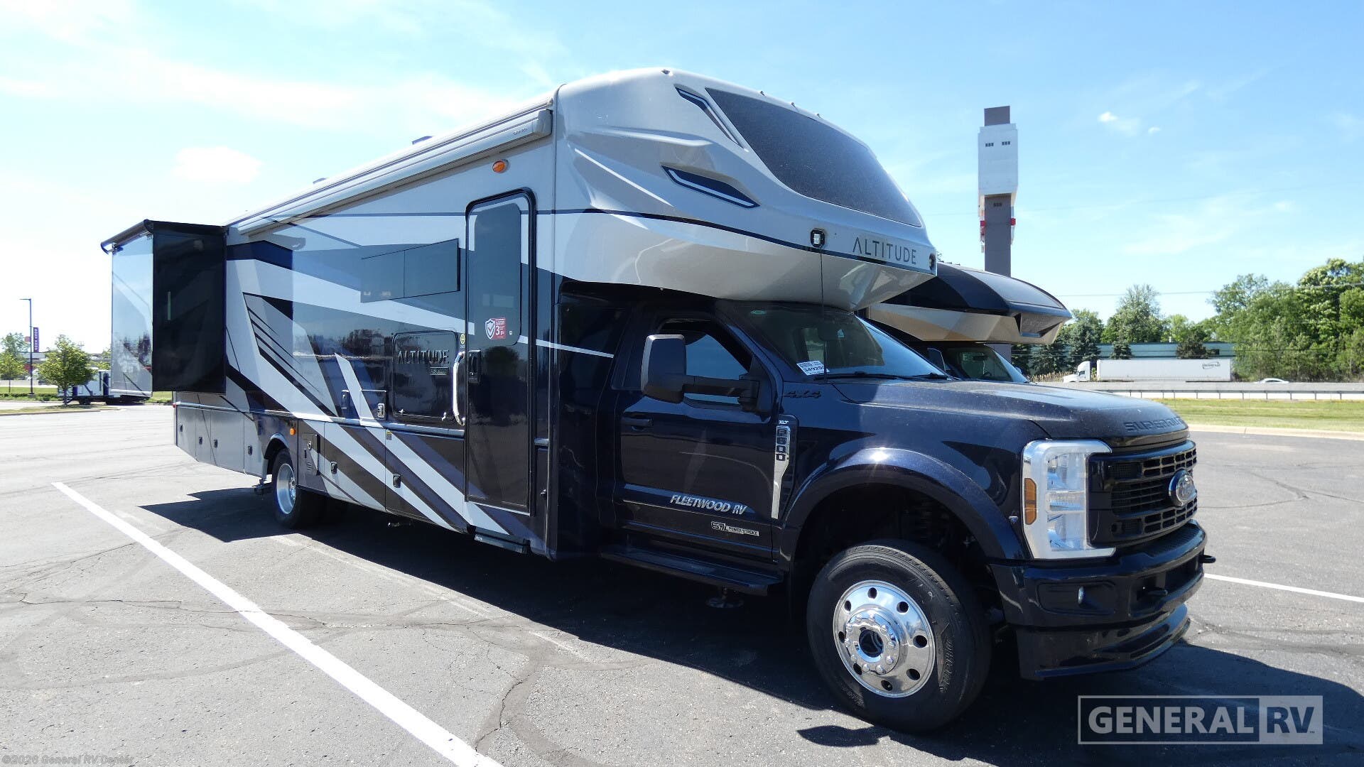 New 2026 Fleetwood Altitude 36CS available in Wixom, Michigan
