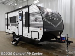 New 2026 Jayco Jay Flight SLX 175FQ available in Wixom, Michigan