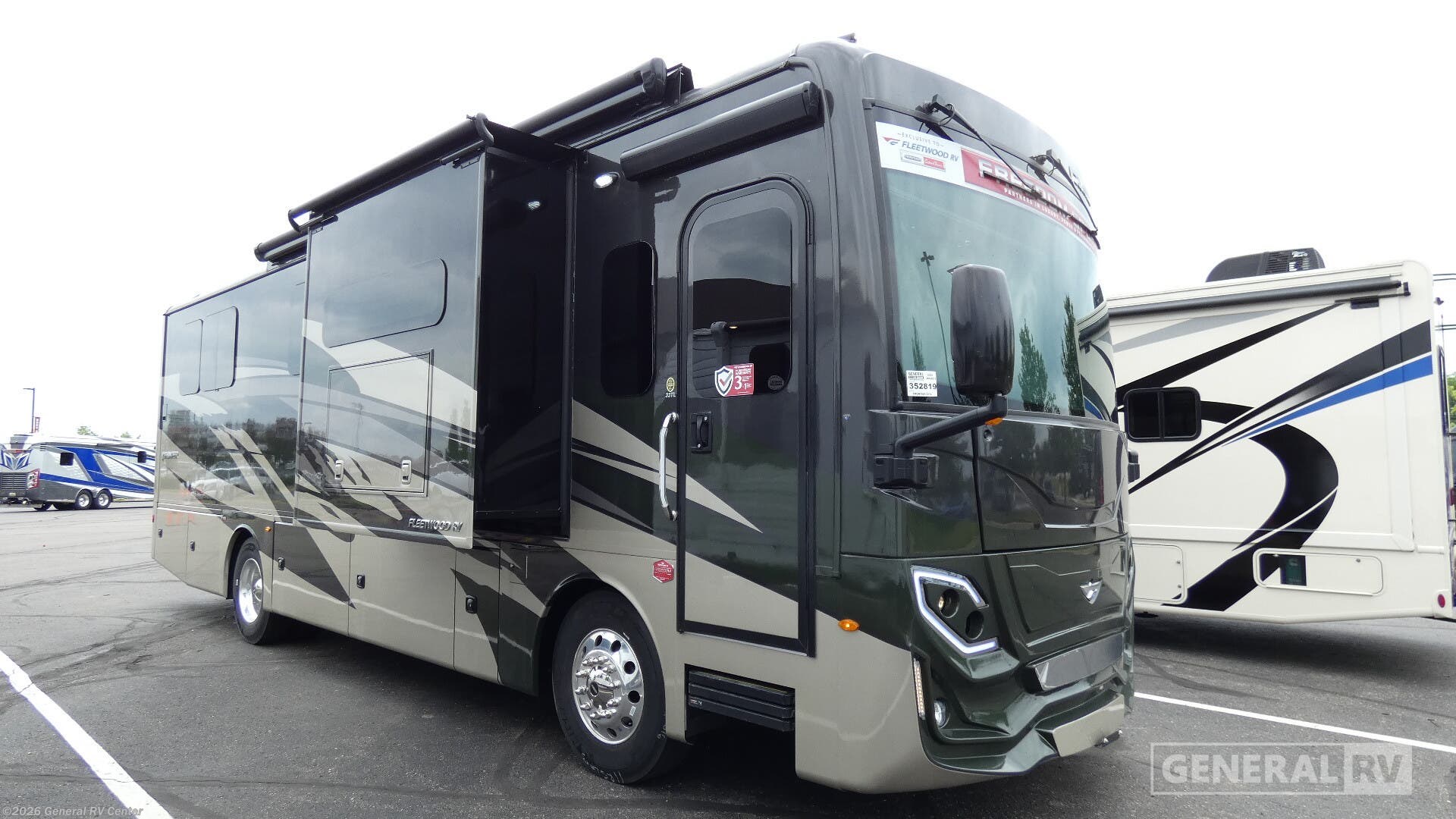 New 2026 Fleetwood Frontier 33TL available in Wixom, Michigan