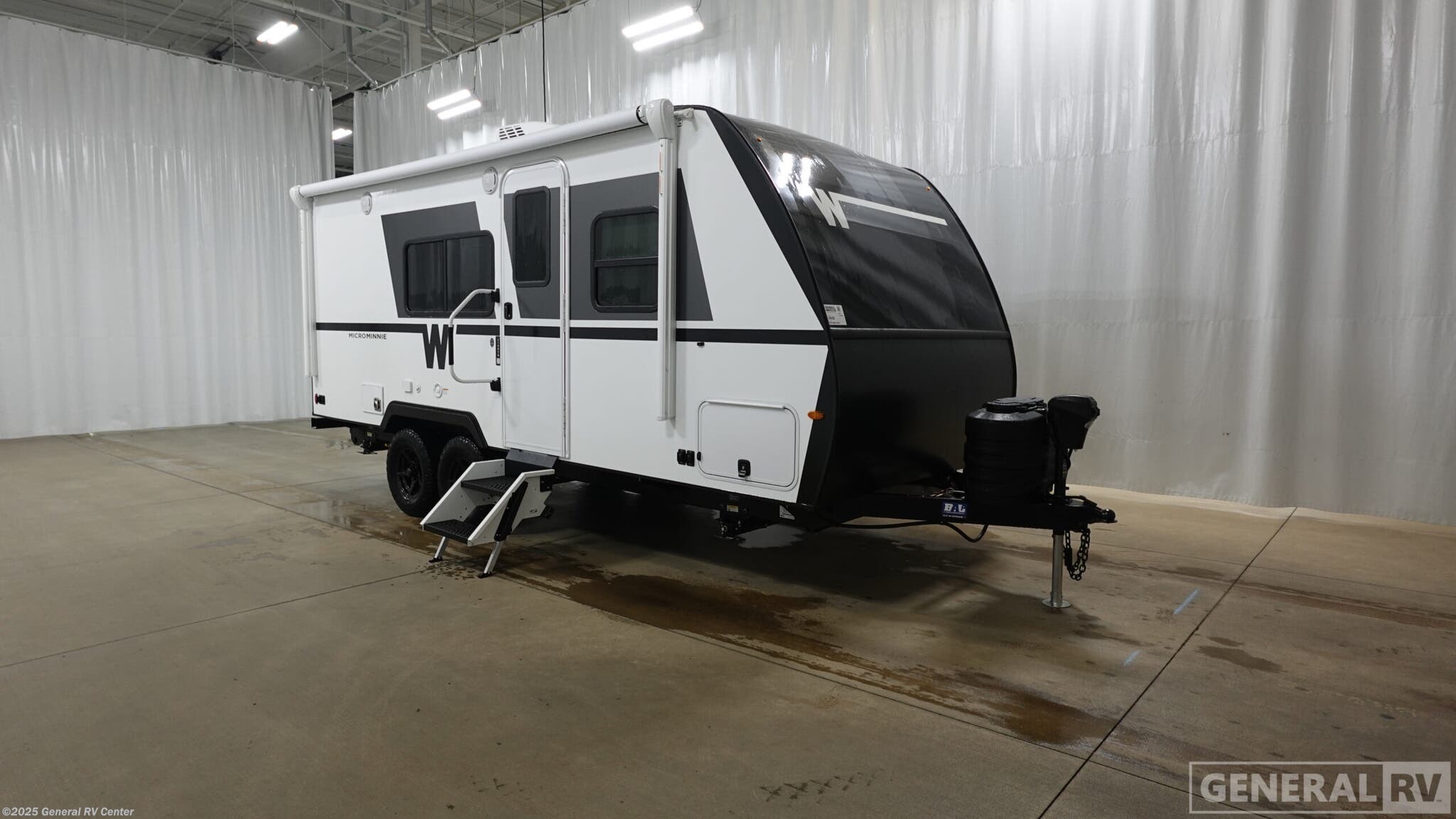 New 2026 Winnebago Micro Minnie 2108TB available in Birch Run, Michigan