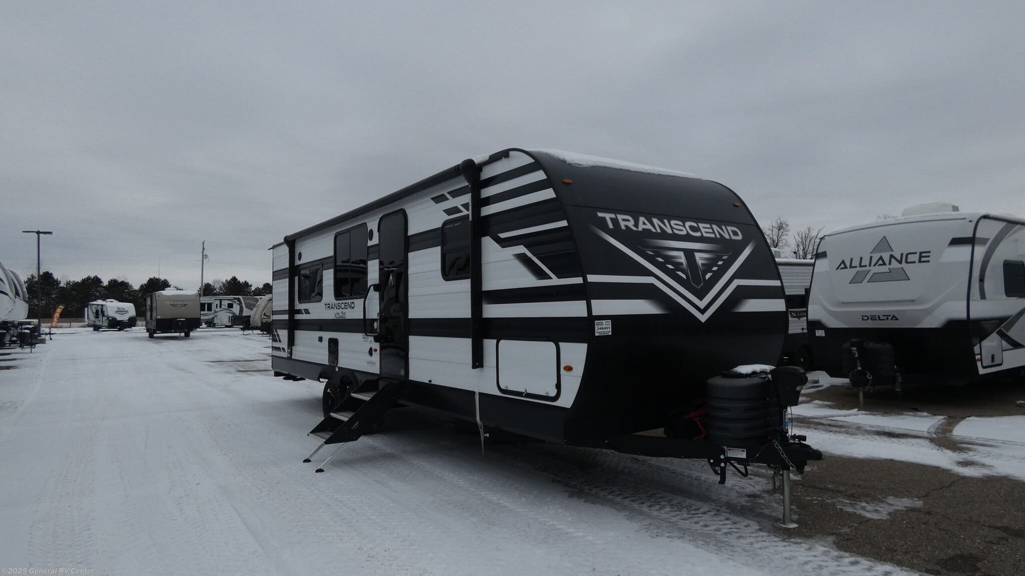 Used 2024 Grand Design Transcend 260RB available in Birch Run, Michigan