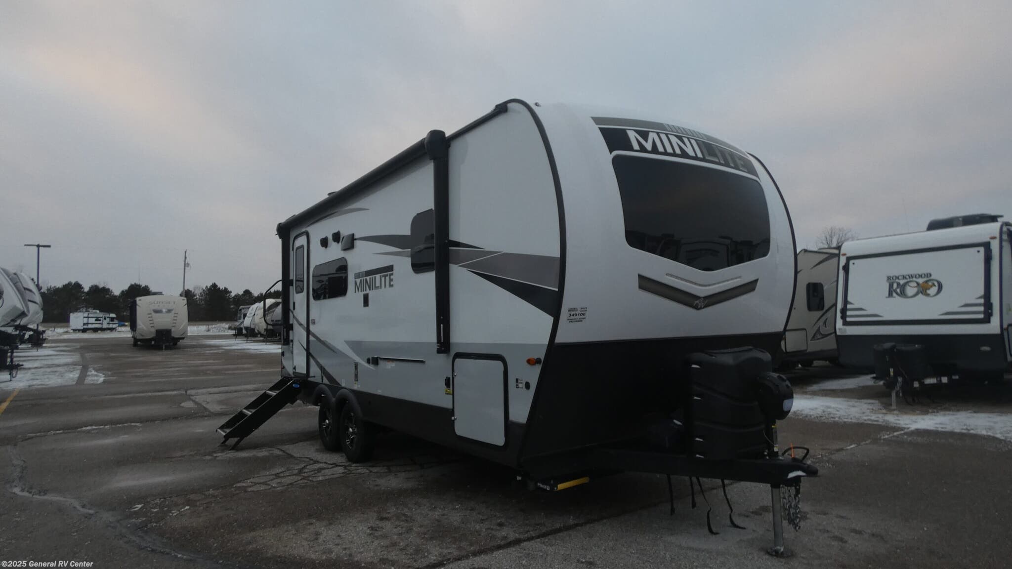 Used 2023 Forest River Rockwood Mini Lite 2205S available in Birch Run, Michigan