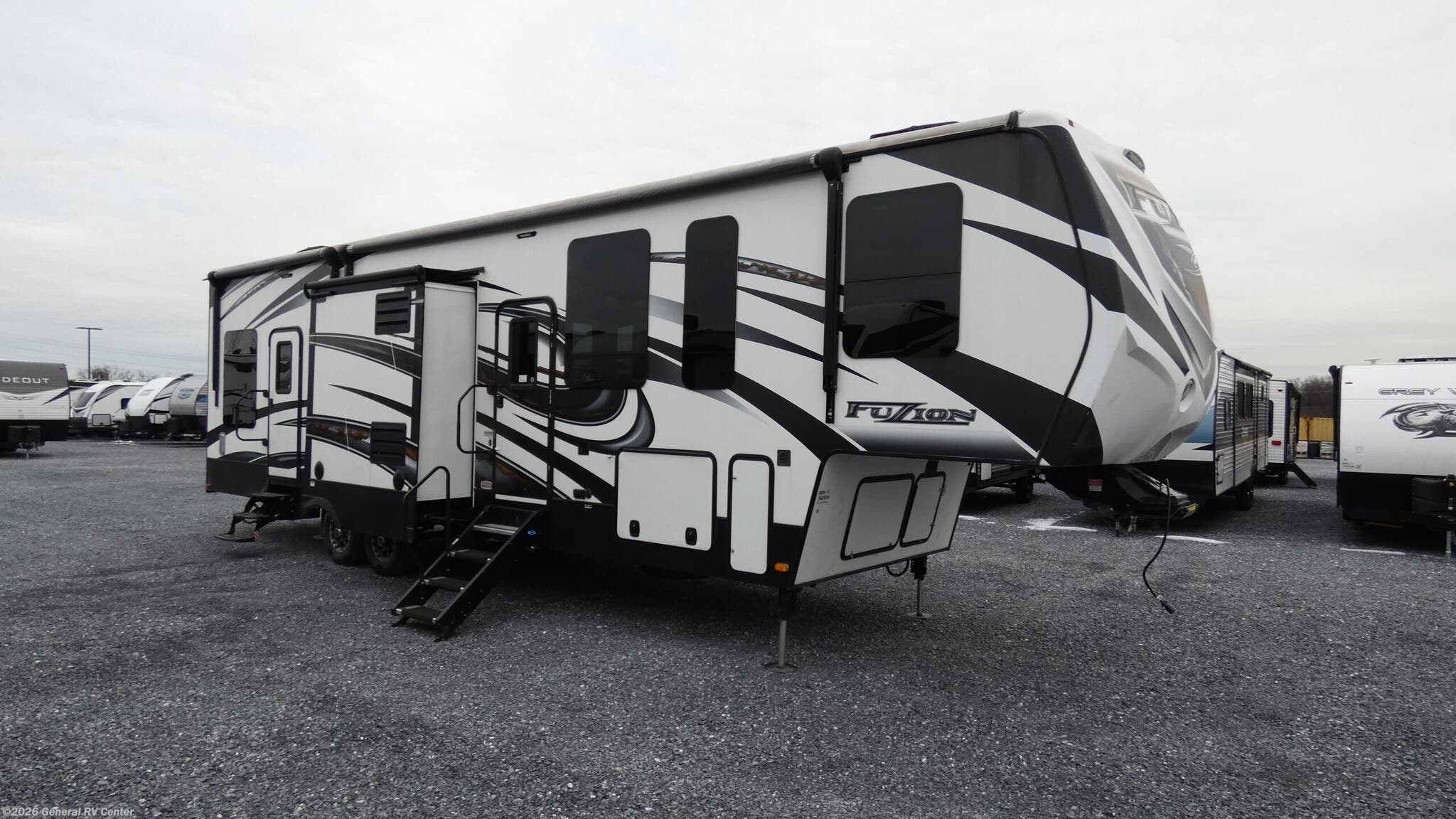 Used 2015 Keystone Fuzion 342 available in Birch Run, Michigan