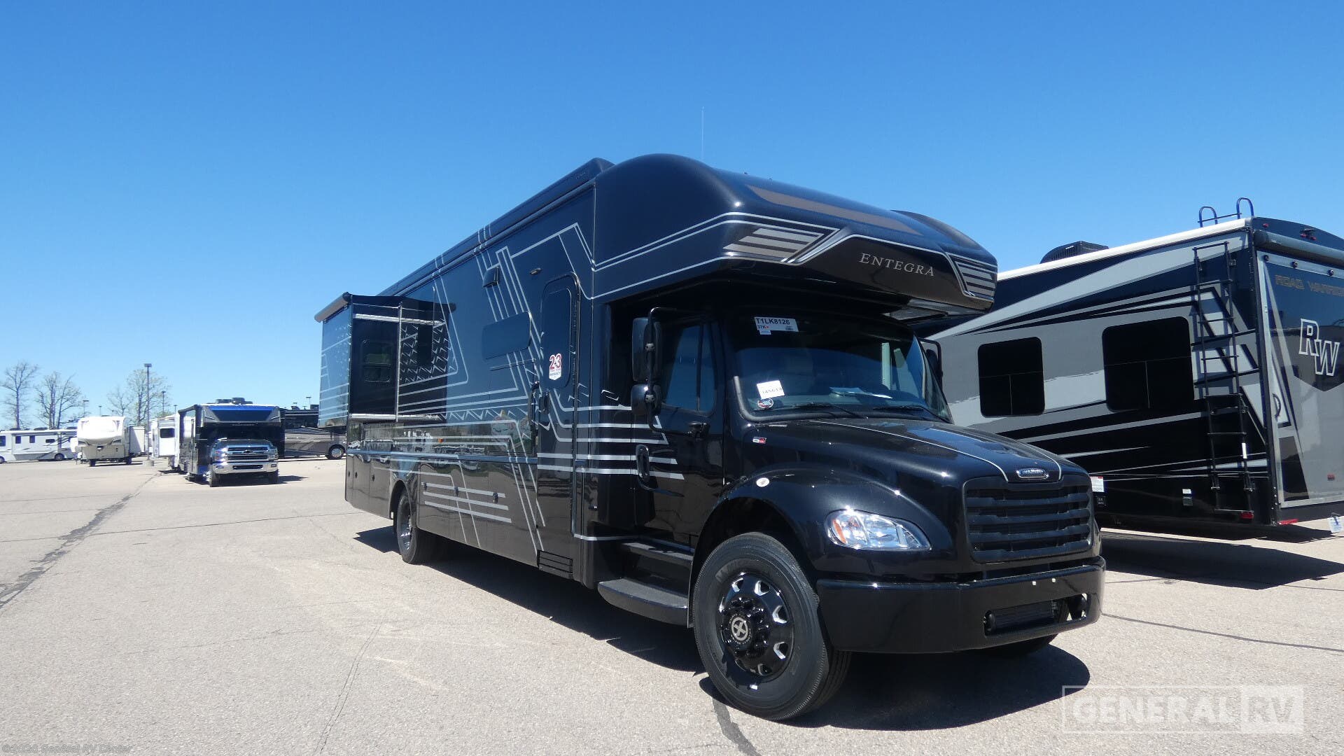New 2026 Entegra Coach Accolade XL 37K available in Birch Run, Michigan