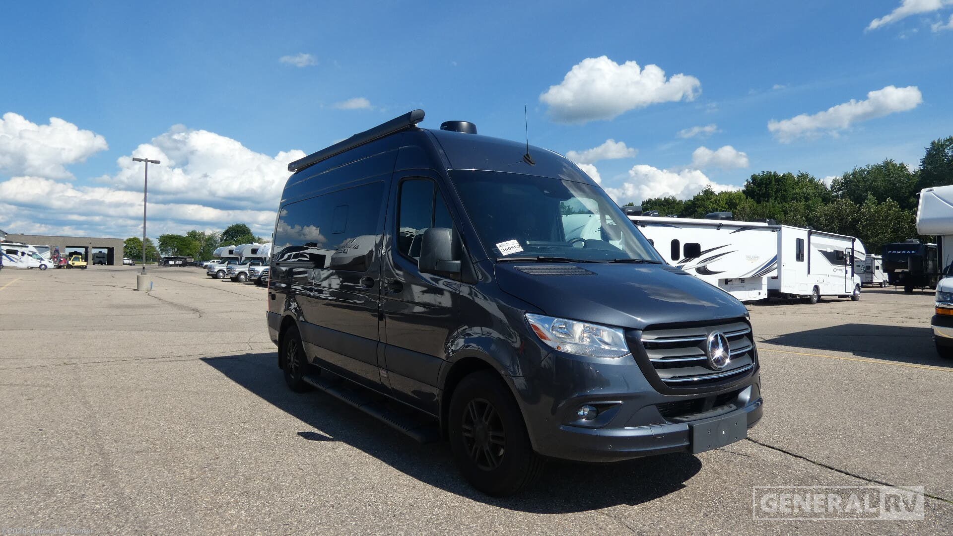 Used 2024 Thor Motor Coach Freedom Elite 19R available in Birch Run, Michigan