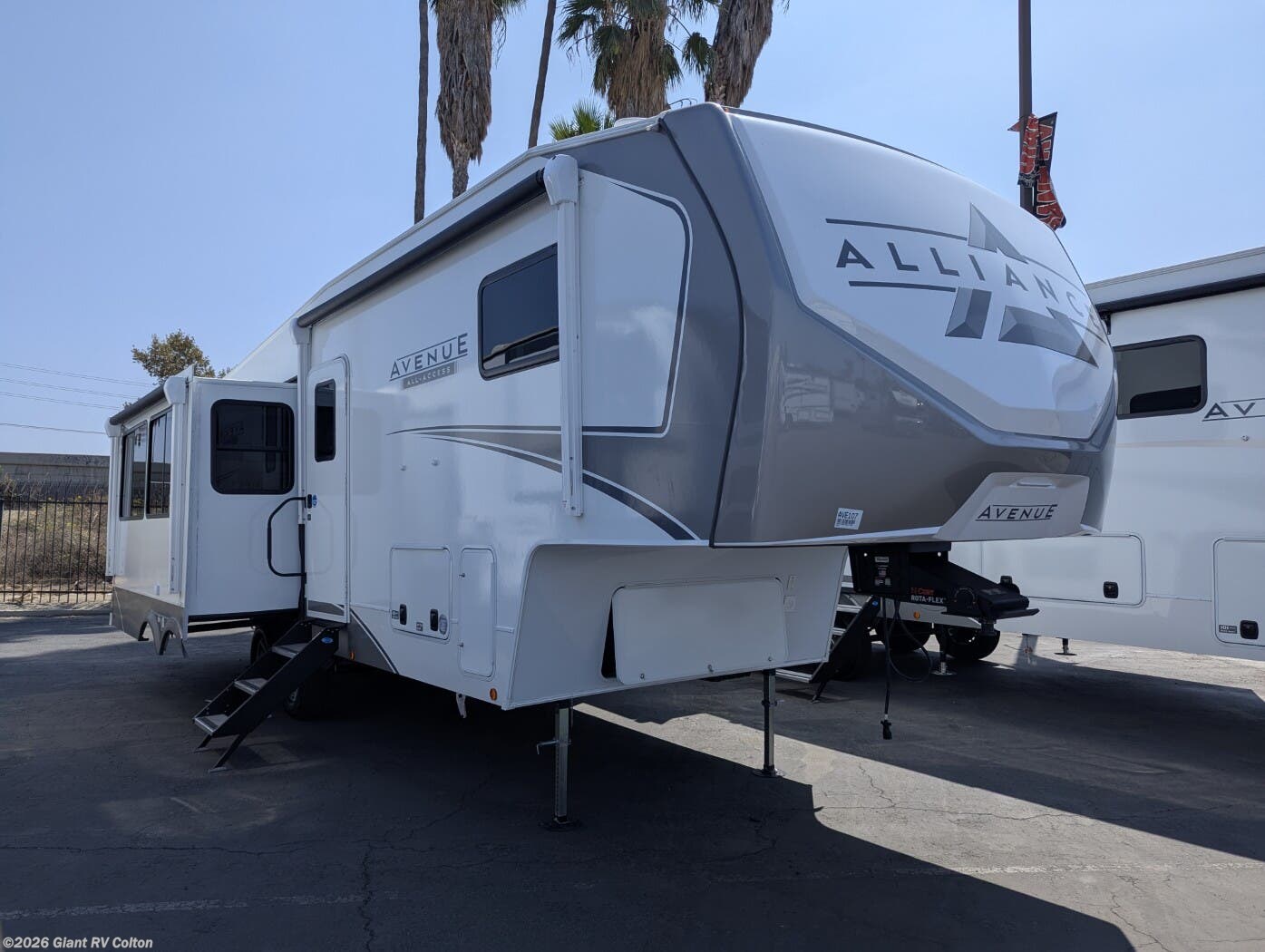 New 2026 Alliance RV Avenue All-Access Series 29RL available in Colton, California