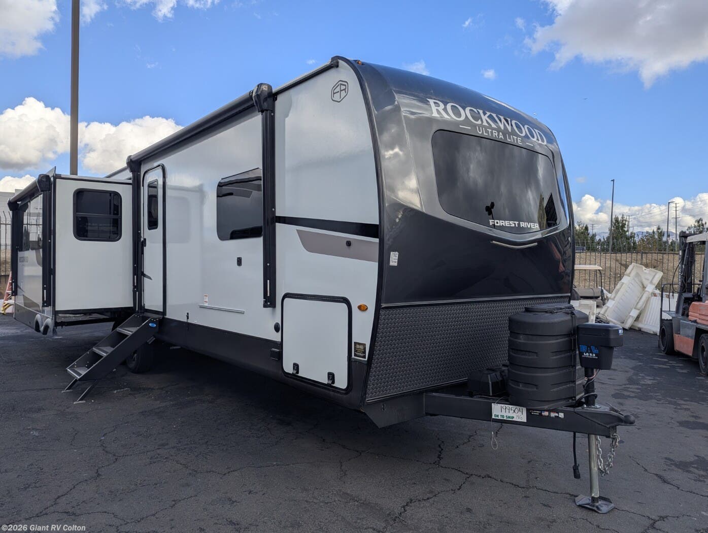 New 2026 Forest River Rockwood Ultra Lite 2906RL available in Colton, California